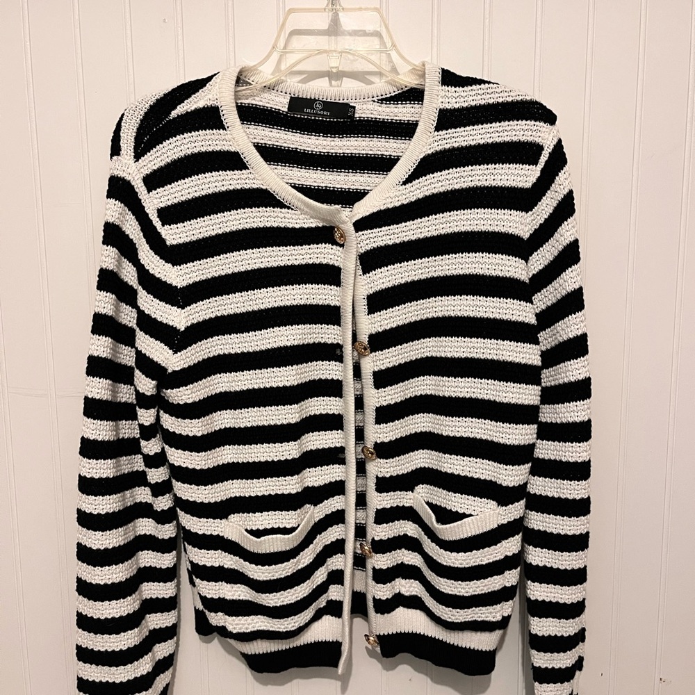Elegant Black and White Striped Cardigan